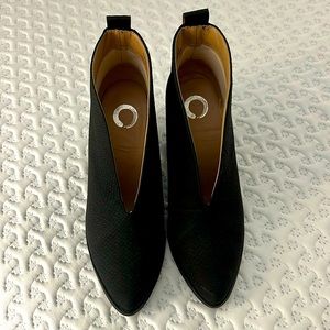 Women’s black 2” heeled booties